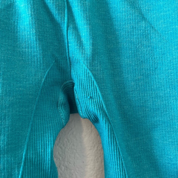 lululemon athletica Teal leggings ‘24 - Picture 4 of 5